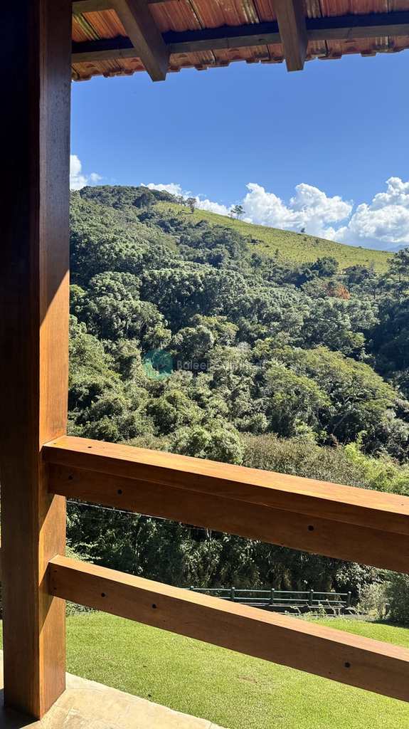 Casa de Condomínio em Santo Antônio do Pinhal, no bairro Condomínio Parque da Mantiqueira
