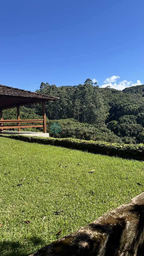 Casa de Condomínio em Santo Antônio do Pinhal, no bairro Condomínio Parque da Mantiqueira