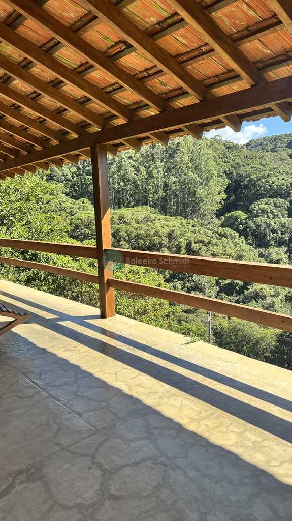 Casa de Condomínio em Santo Antônio do Pinhal, no bairro Condomínio Parque da Mantiqueira