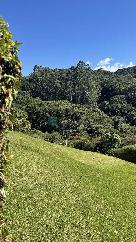 Casa de Condomínio em Santo Antônio do Pinhal, no bairro Condomínio Parque da Mantiqueira