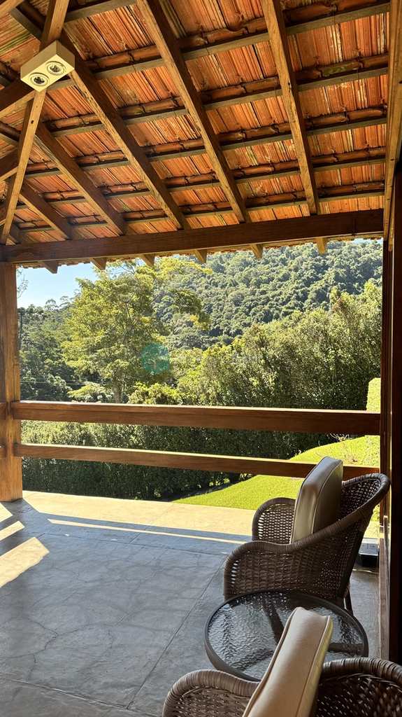 Casa de Condomínio em Santo Antônio do Pinhal, no bairro Condomínio Parque da Mantiqueira
