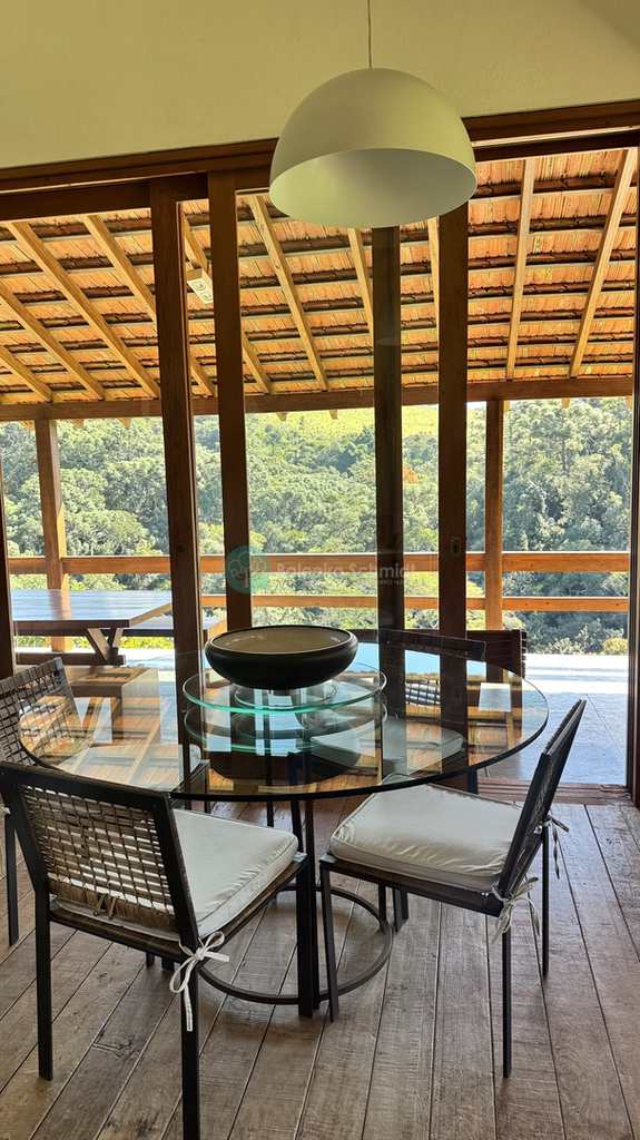 Casa de Condomínio em Santo Antônio do Pinhal, no bairro Condomínio Parque da Mantiqueira