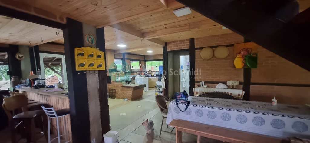 Casa em Sapucaí-Mirim, no bairro Zona Rural