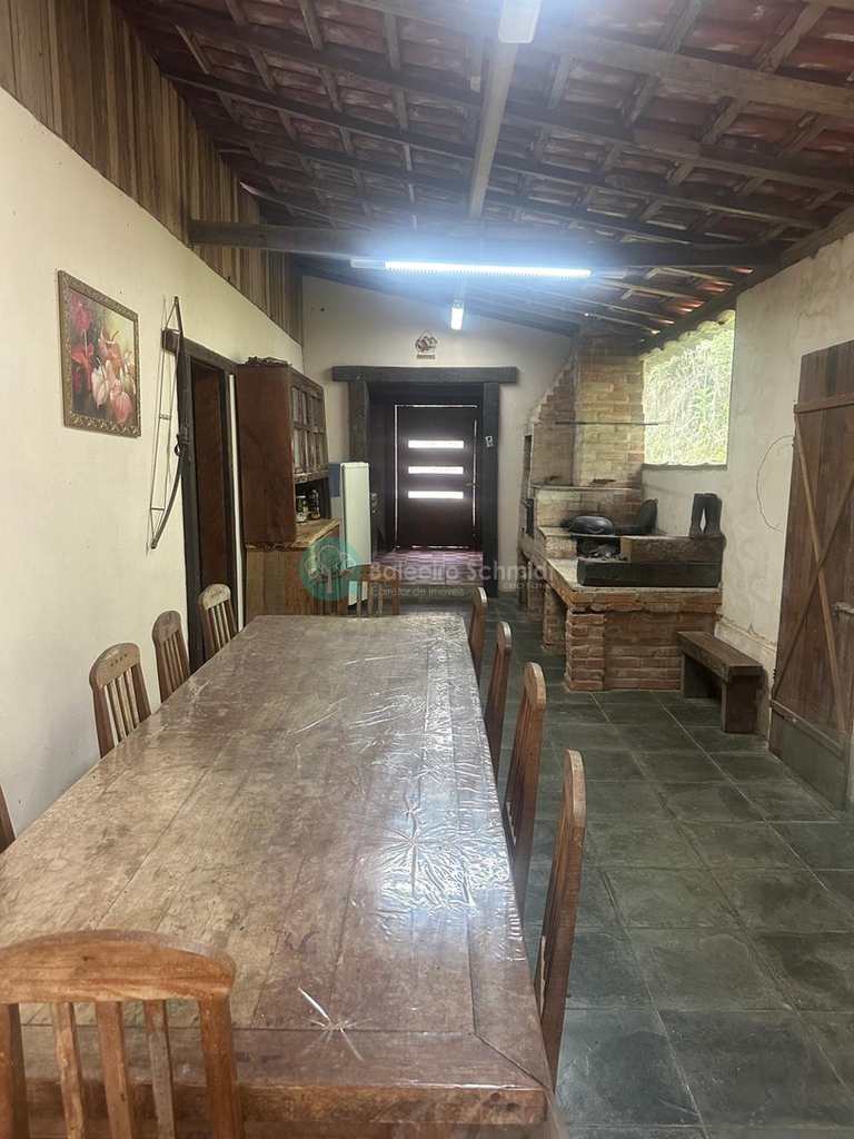 Sítio em Santo Antônio do Pinhal, no bairro 7 Km do Centro
