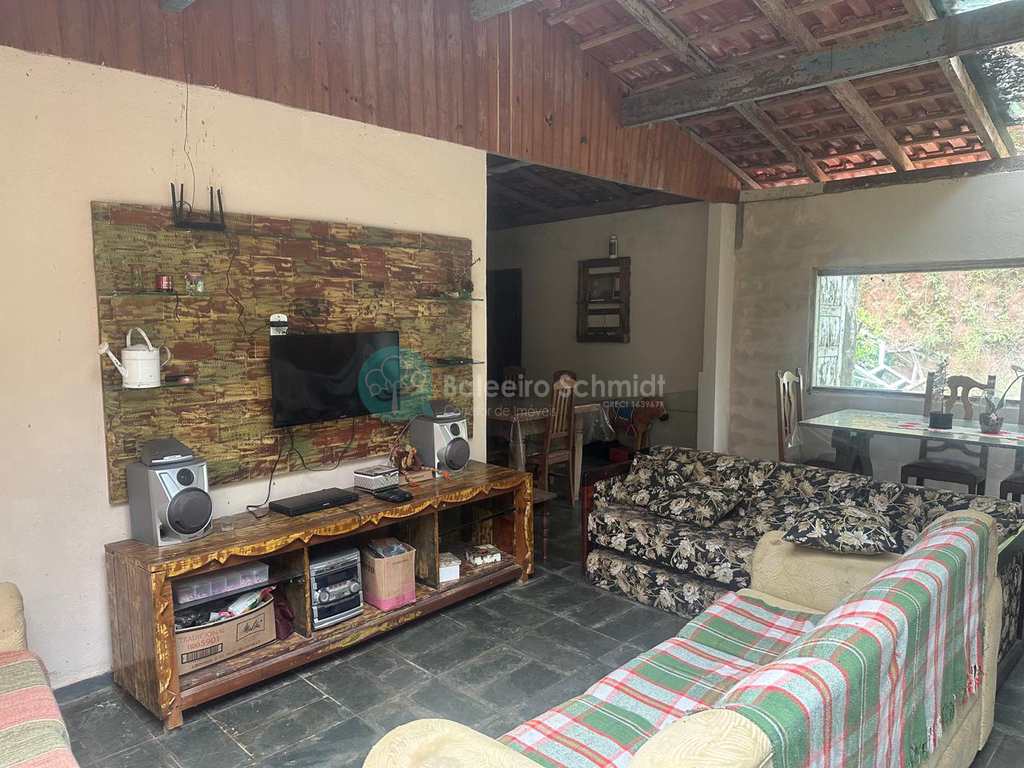 Sítio em Santo Antônio do Pinhal, no bairro 7 Km do Centro