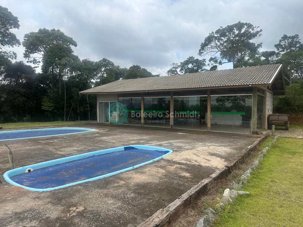 Sítio em Santo Antônio do Pinhal, no bairro 7 Km do Centro