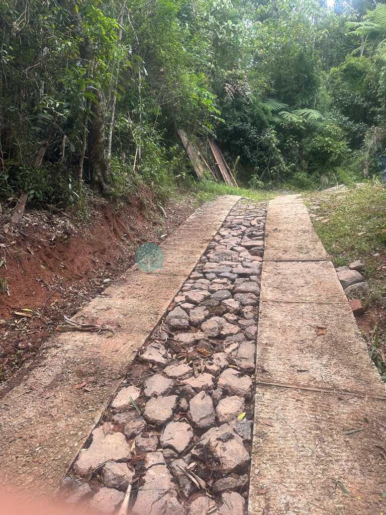 Sítio em Santo Antônio do Pinhal, no bairro 7 Km do Centro