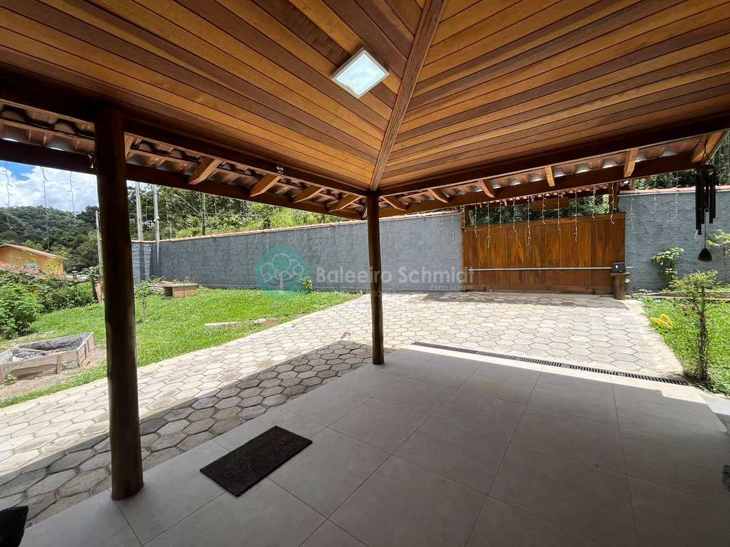 Casa em Santo Antônio do Pinhal, no bairro Proximo Ao Centro