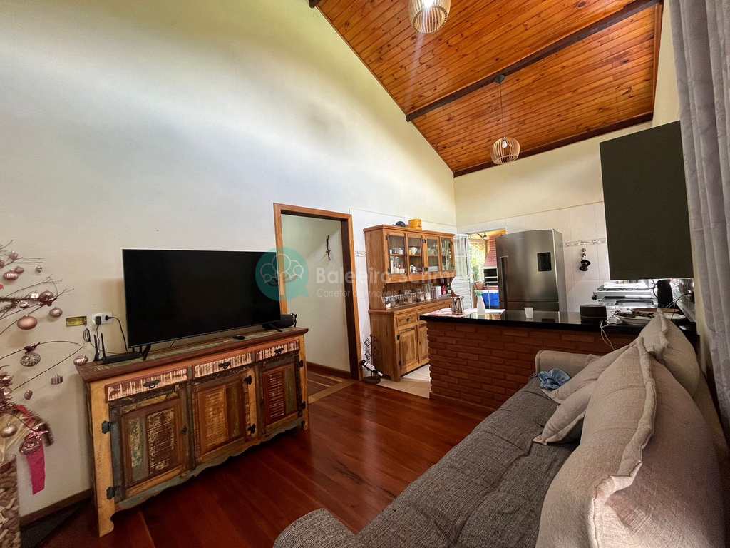 Casa em Santo Antônio do Pinhal, no bairro Proximo Ao Centro