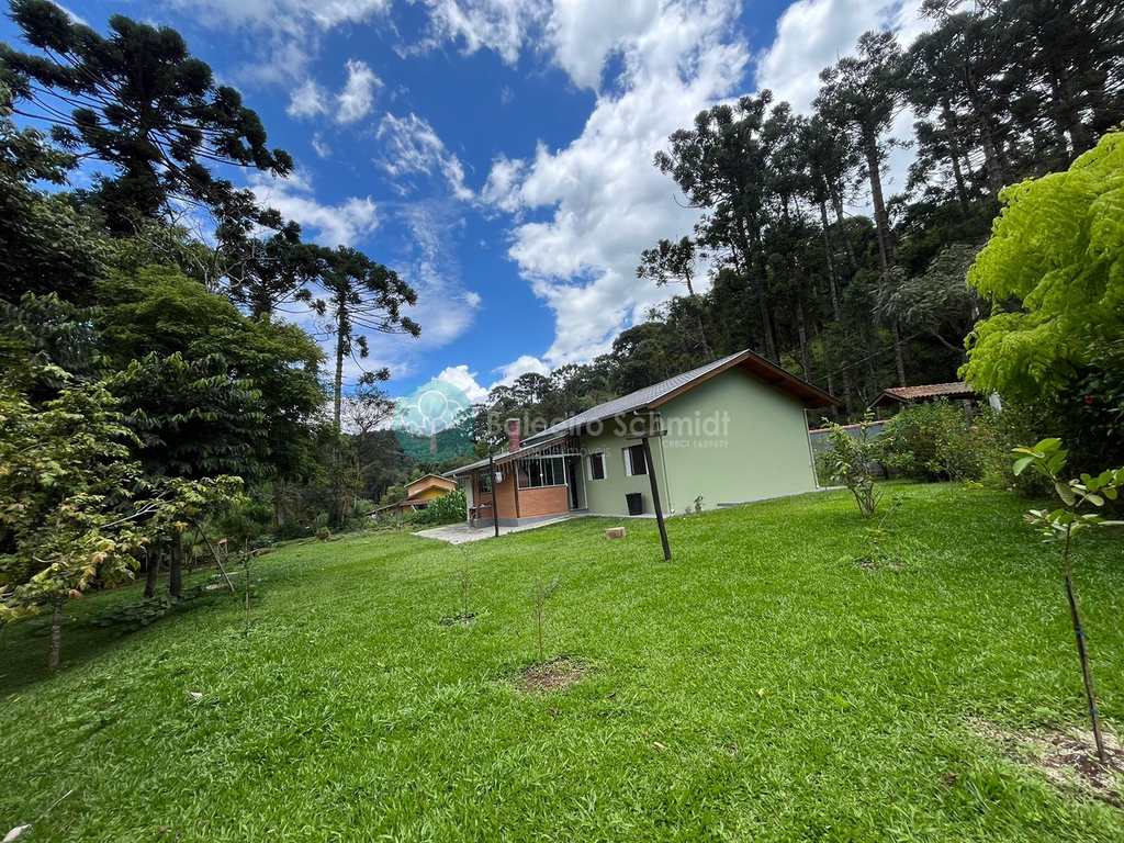 Casa em Santo Antônio do Pinhal, no bairro Proximo Ao Centro