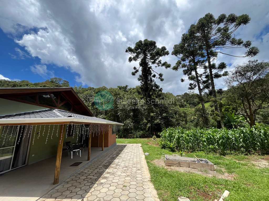 Casa em Santo Antônio do Pinhal, no bairro Proximo Ao Centro