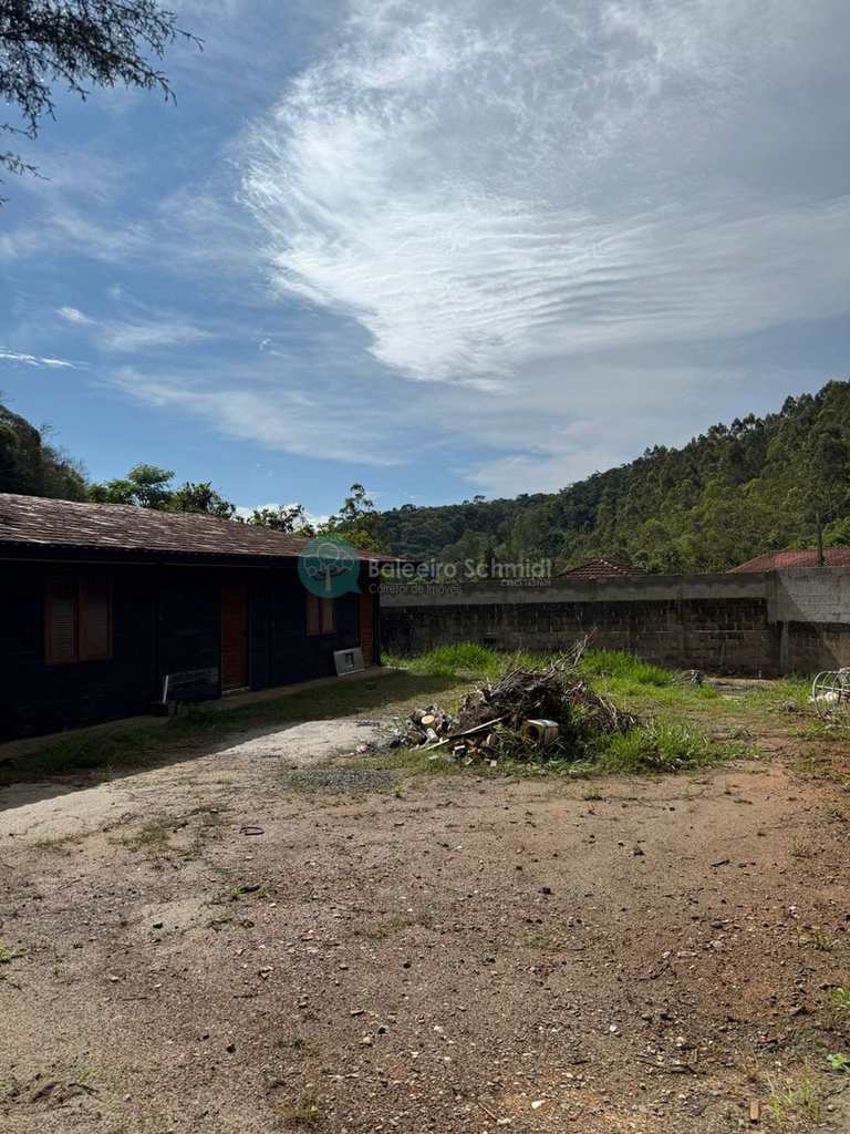 Casa em Santo Antônio do Pinhal, no bairro Proximo Ao Centro