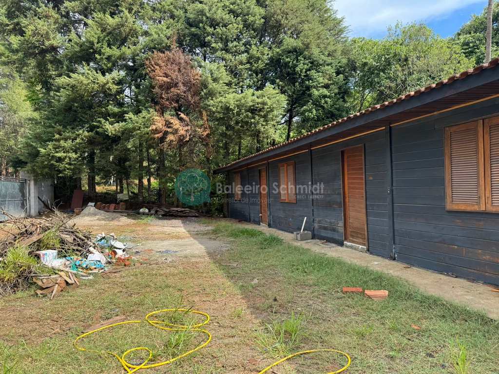 Casa em Santo Antônio do Pinhal, no bairro Proximo Ao Centro