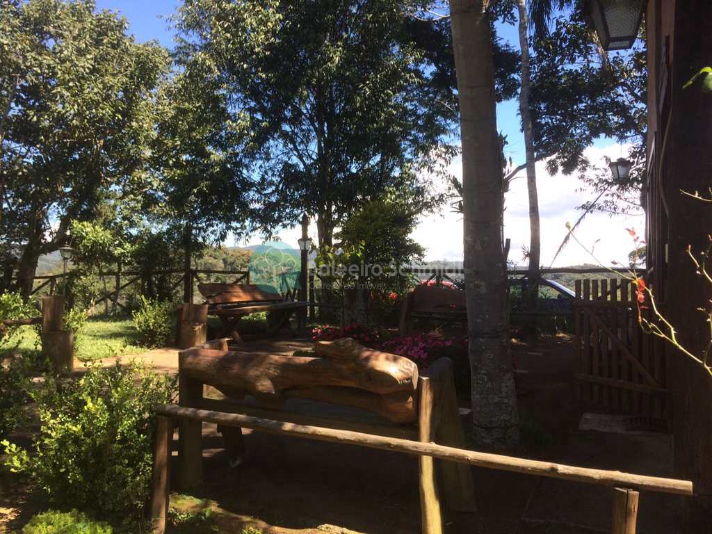 Casa em Santo Antônio do Pinhal, no bairro Proximo Ao Centro
