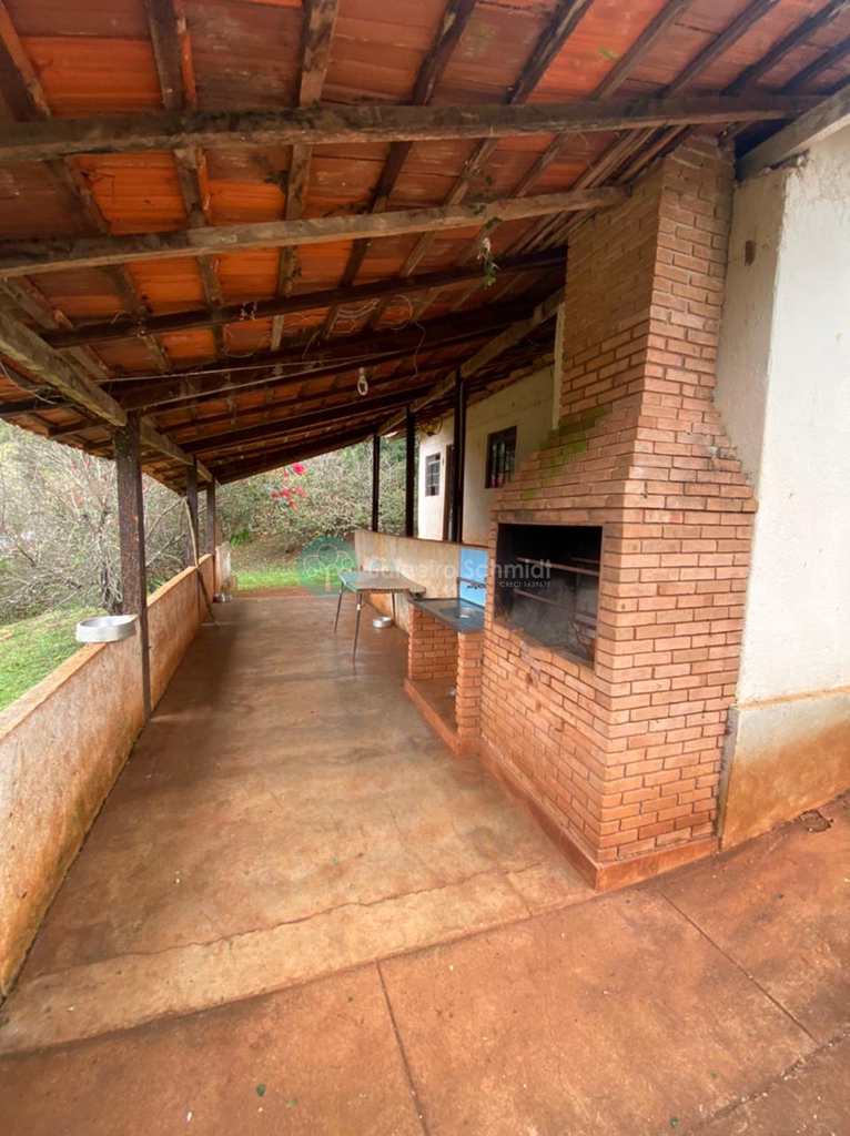 Sítio em Santo Antônio do Pinhal, no bairro Rural