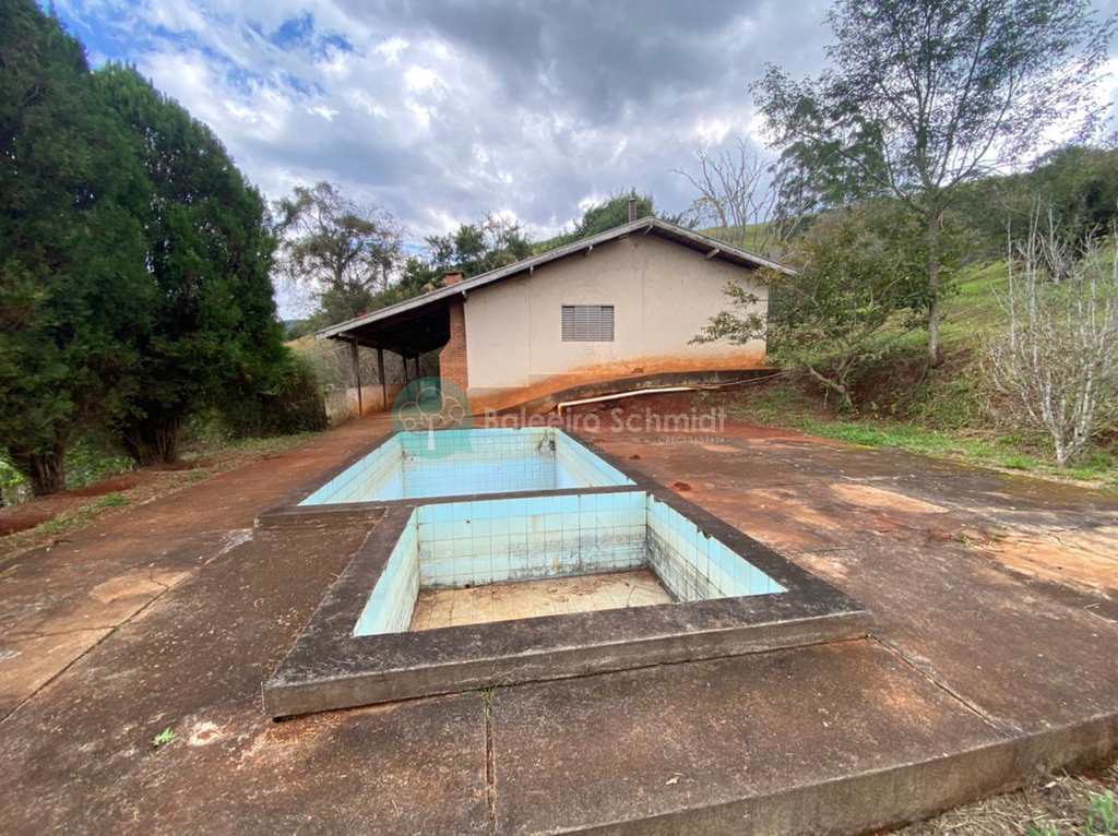 Sítio em Santo Antônio do Pinhal, no bairro Rural