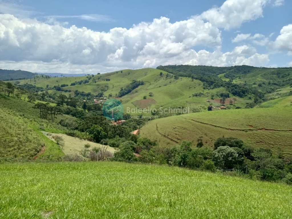 Terreno Rural em Santo Antônio do Pinhal, no bairro Zona Rural