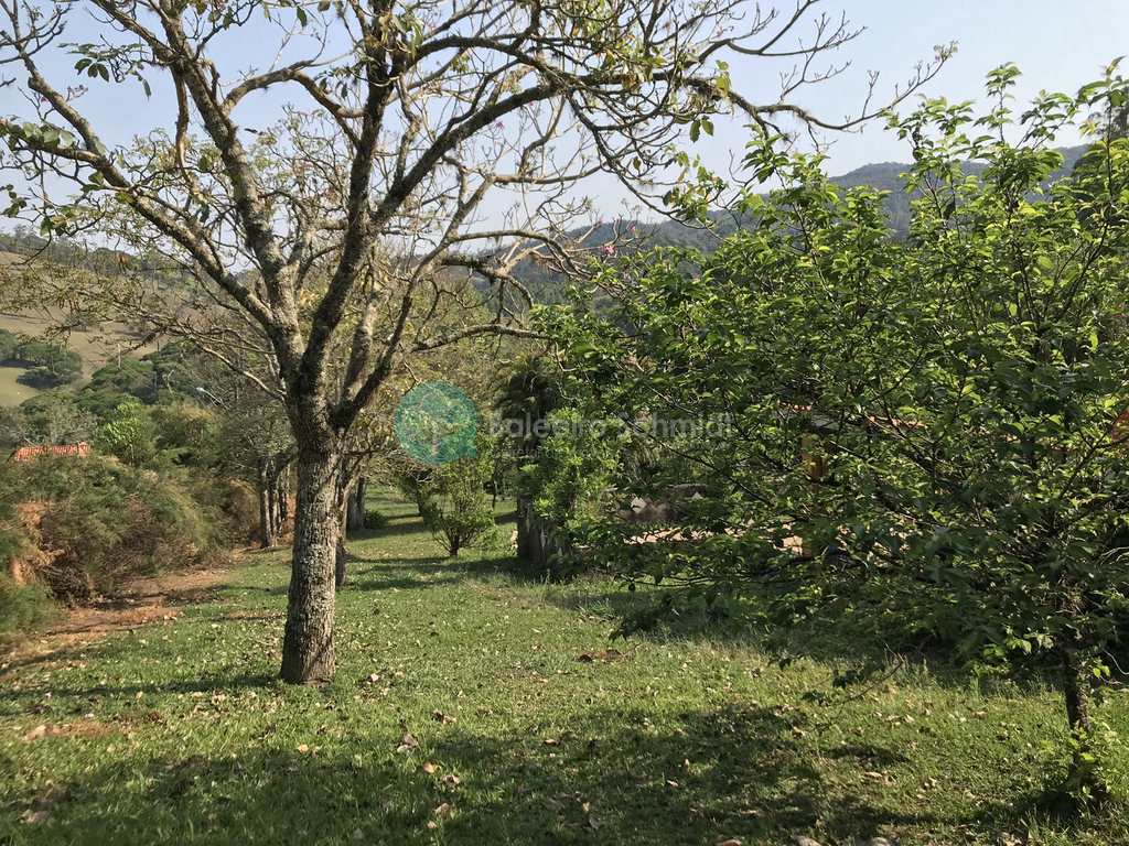 Casa em Santo Antônio do Pinhal, no bairro Rural
