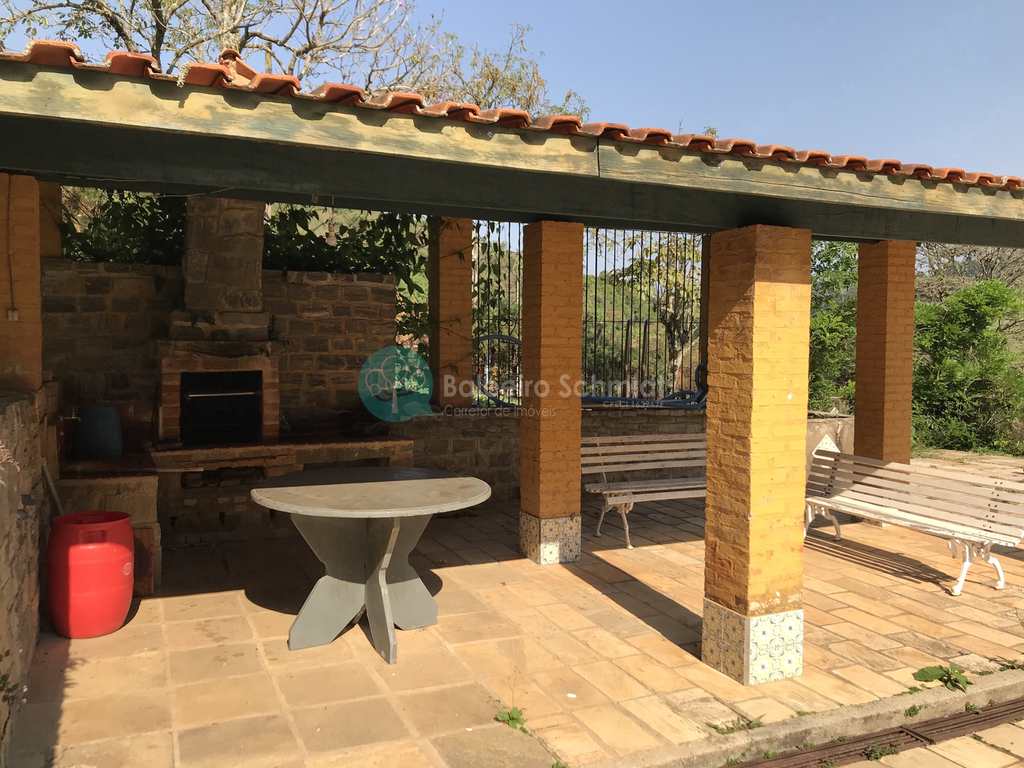 Casa em Santo Antônio do Pinhal, no bairro Rural