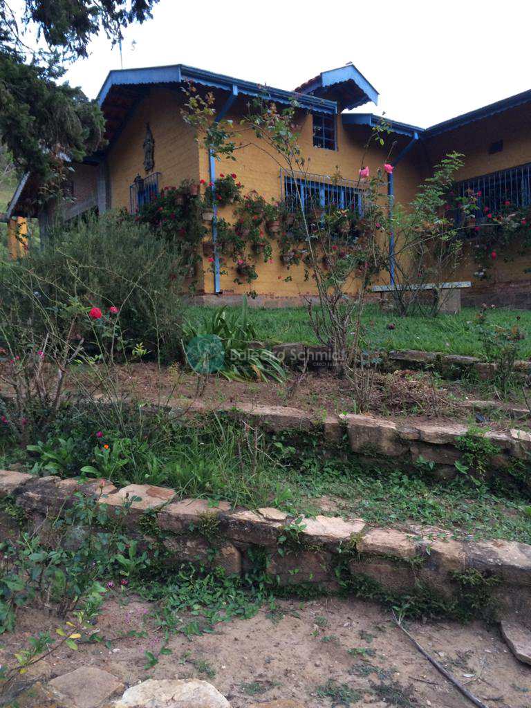 Casa em Santo Antônio do Pinhal, no bairro Rural