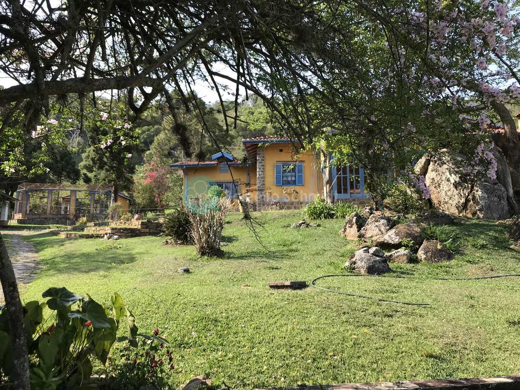Casa em Santo Antônio do Pinhal, no bairro Rural