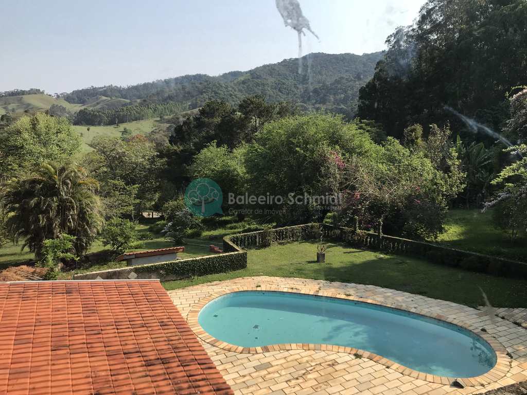 Casa em Santo Antônio do Pinhal, no bairro Rural