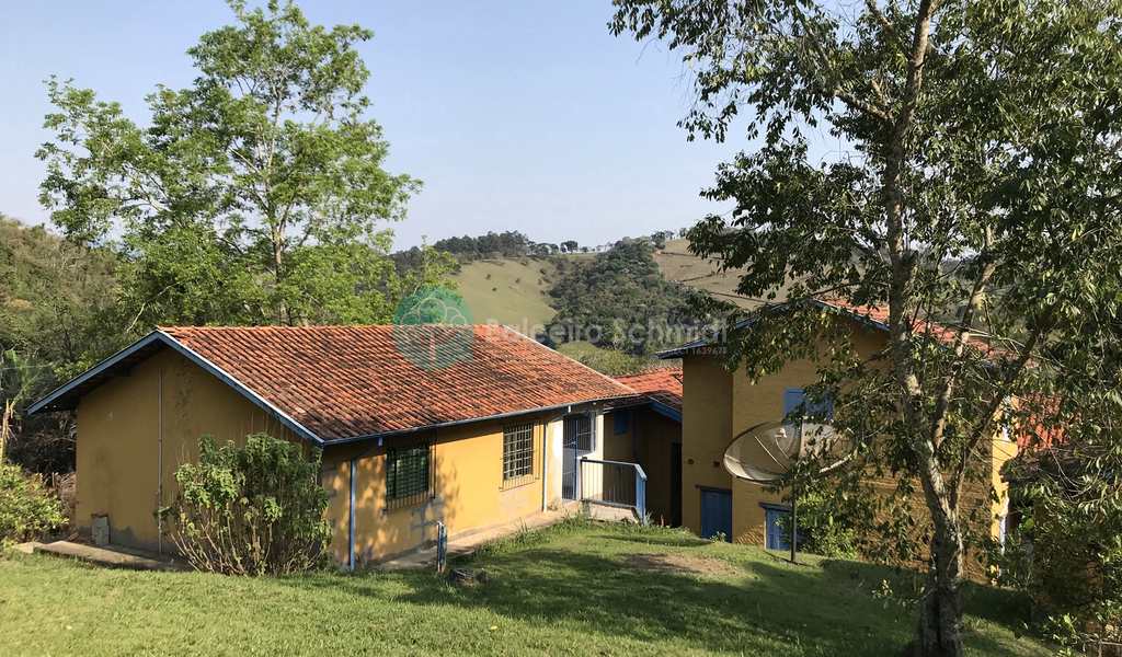 Casa em Santo Antônio do Pinhal, bairro Rural