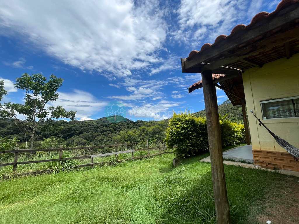 Sítio em Santo Antônio do Pinhal, no bairro Aprox 7 Km do Centro