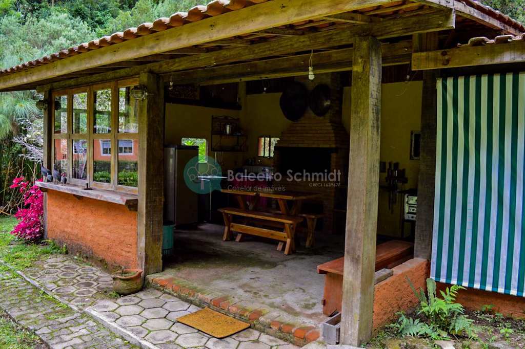 Sítio em Sapucaí-Mirim, no bairro Zona Rural