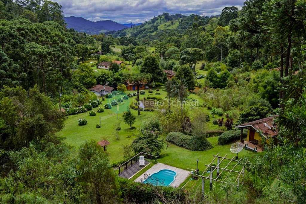 Sítio em Sapucaí-Mirim, no bairro Zona Rural