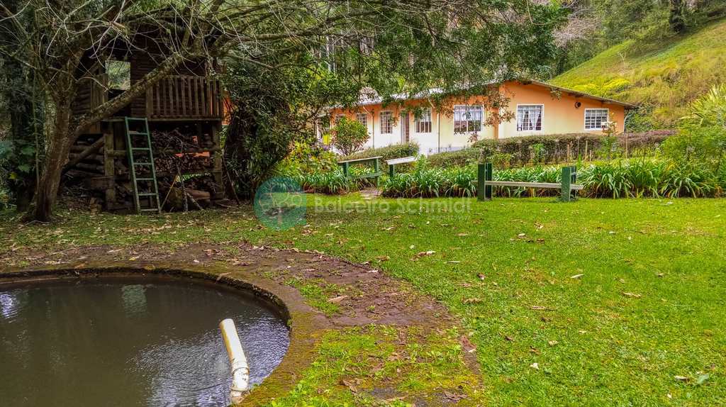 Sítio em Sapucaí-Mirim, no bairro Zona Rural