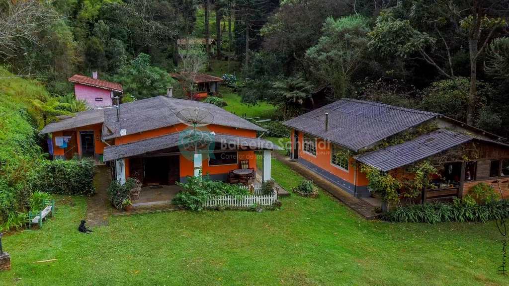 Sítio em Sapucaí-Mirim, no bairro Zona Rural