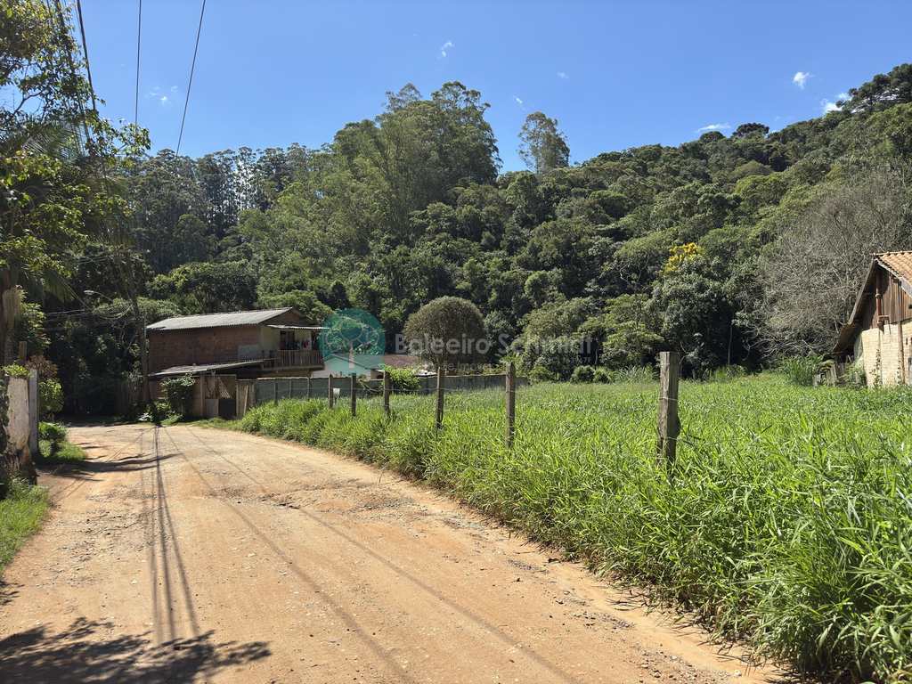 Sítio em Santo Antônio do Pinhal, no bairro Proximo Ao Centro
