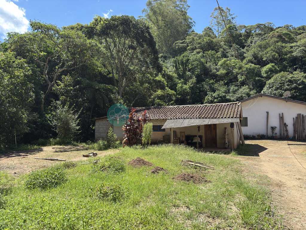 Sítio em Santo Antônio do Pinhal, no bairro Proximo Ao Centro