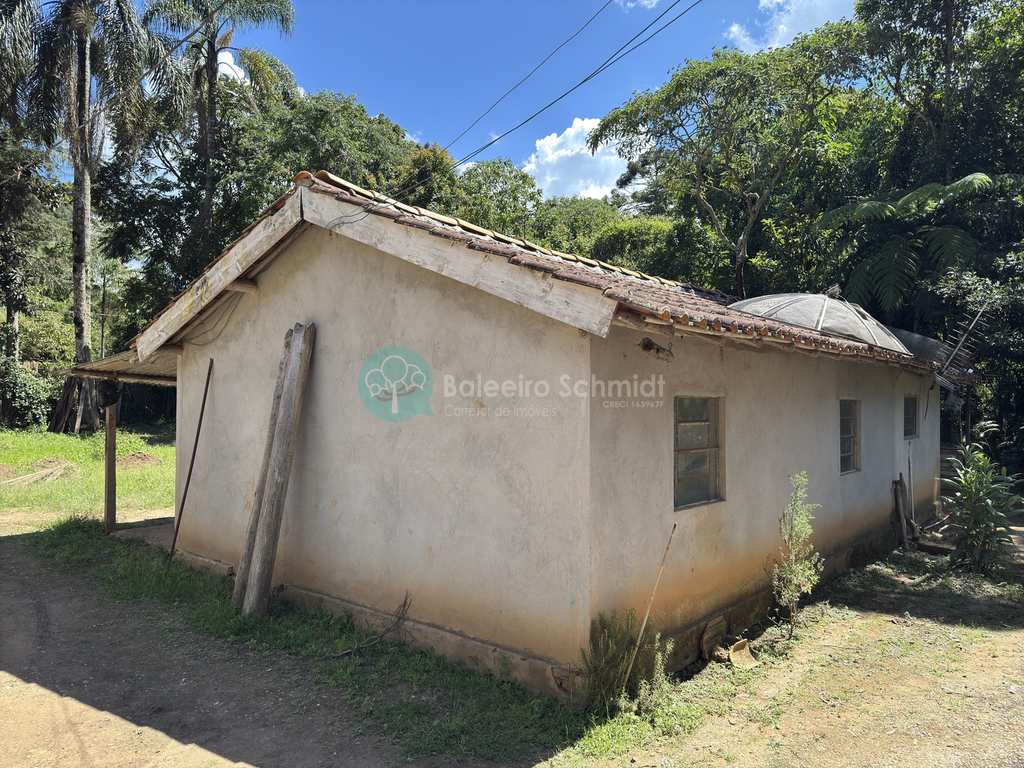 Sítio em Santo Antônio do Pinhal, no bairro Proximo Ao Centro