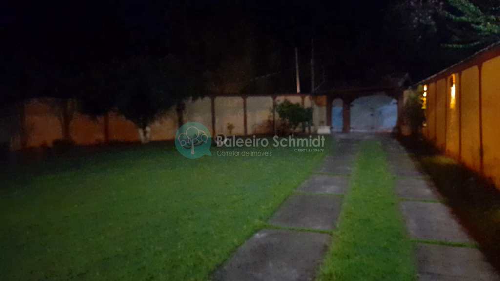 Casa em Santo Antônio do Pinhal, no bairro Centro