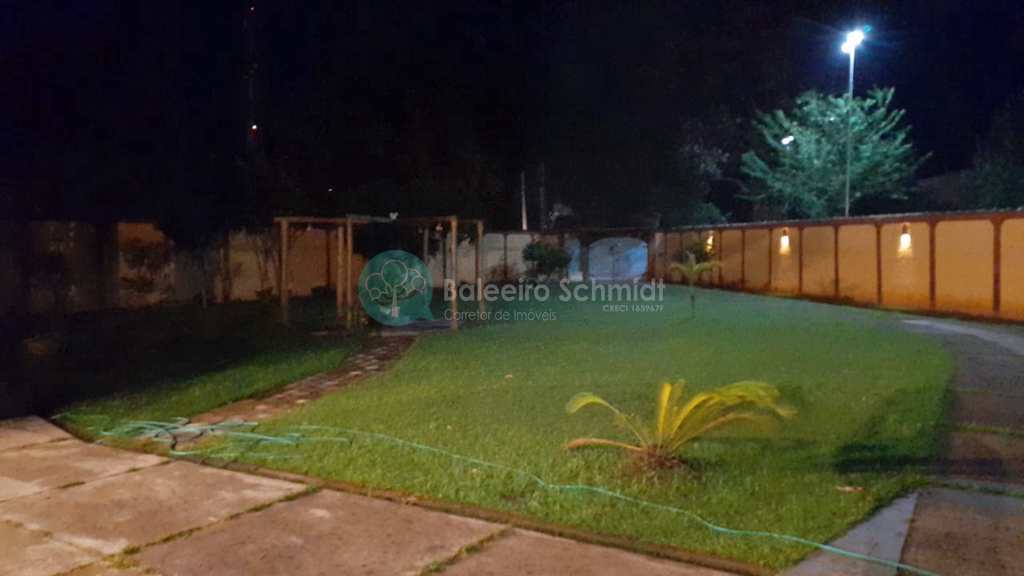 Casa em Santo Antônio do Pinhal, no bairro Centro
