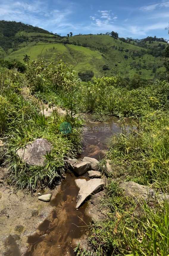 Sítio em Santo Antônio do Pinhal, no bairro Rural