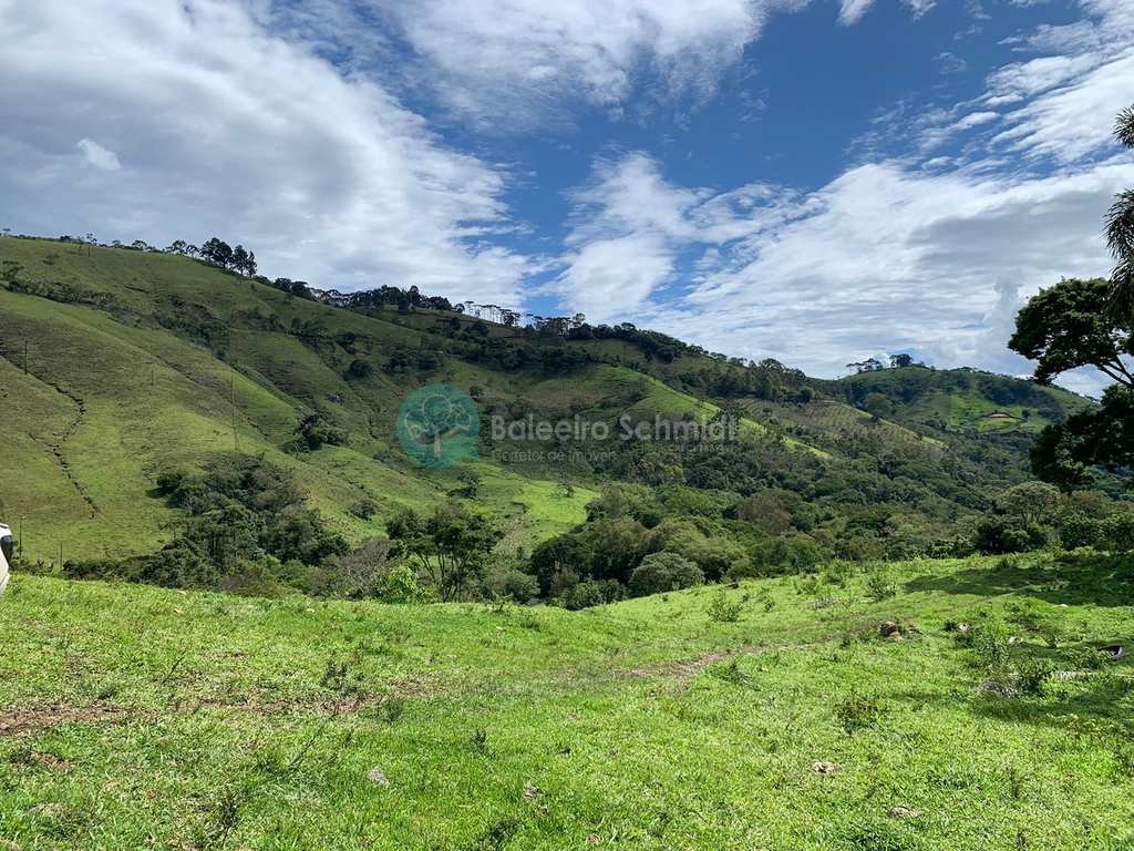 Sítio em Santo Antônio do Pinhal, no bairro Rural