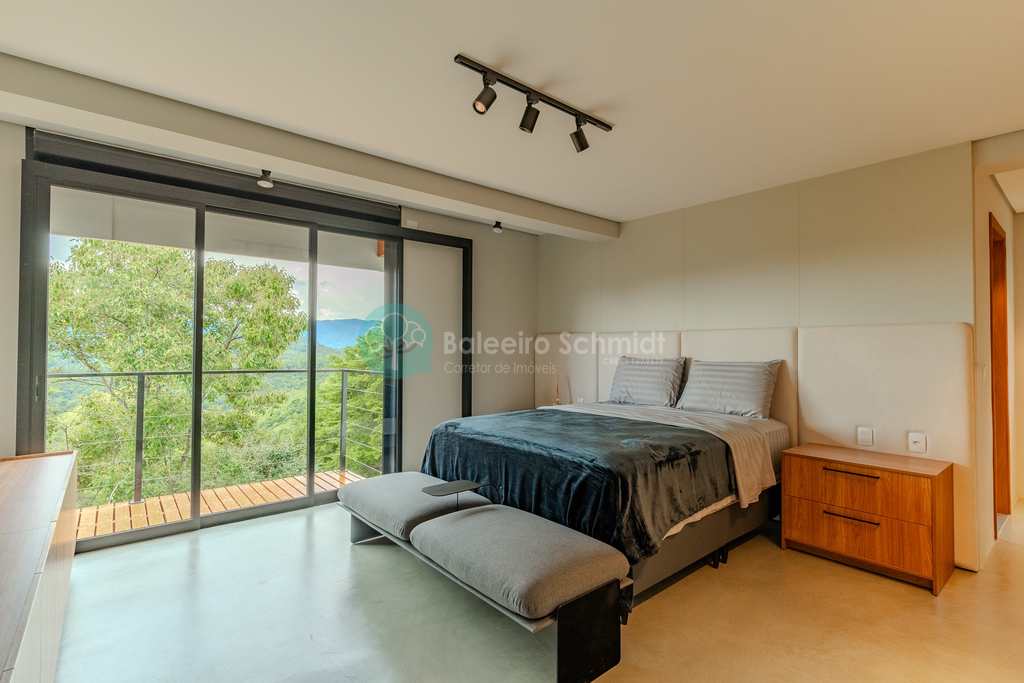 Casa de Condomínio em Santo Antônio do Pinhal, no bairro Condominio Country Club