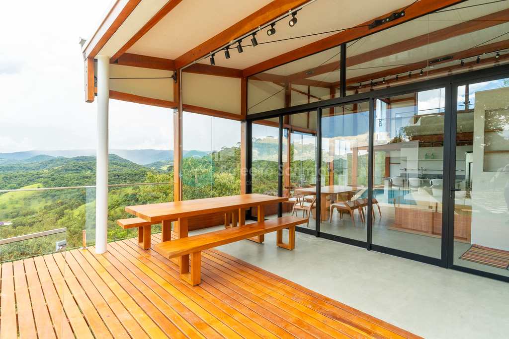 Casa de Condomínio em Santo Antônio do Pinhal, no bairro Condominio Country Club