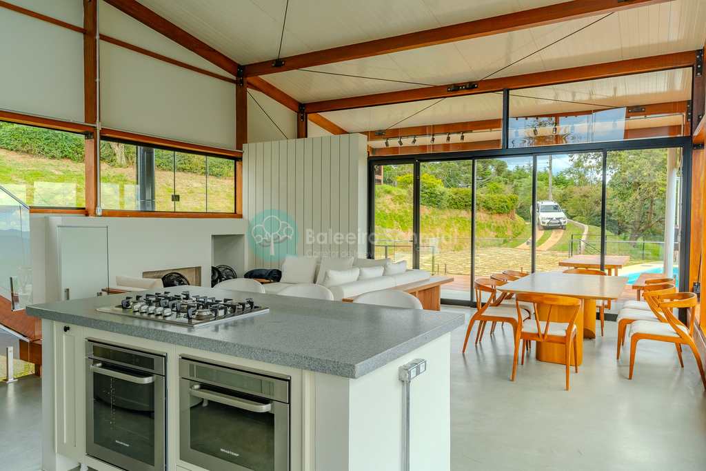 Casa de Condomínio em Santo Antônio do Pinhal, no bairro Condominio Country Club