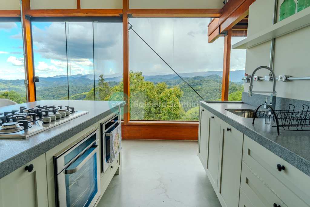 Casa de Condomínio em Santo Antônio do Pinhal, no bairro Condominio Country Club