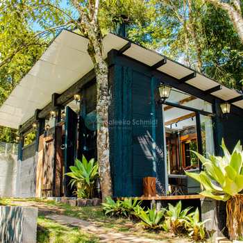 Casa em Santo Antônio do Pinhal, bairro Centro