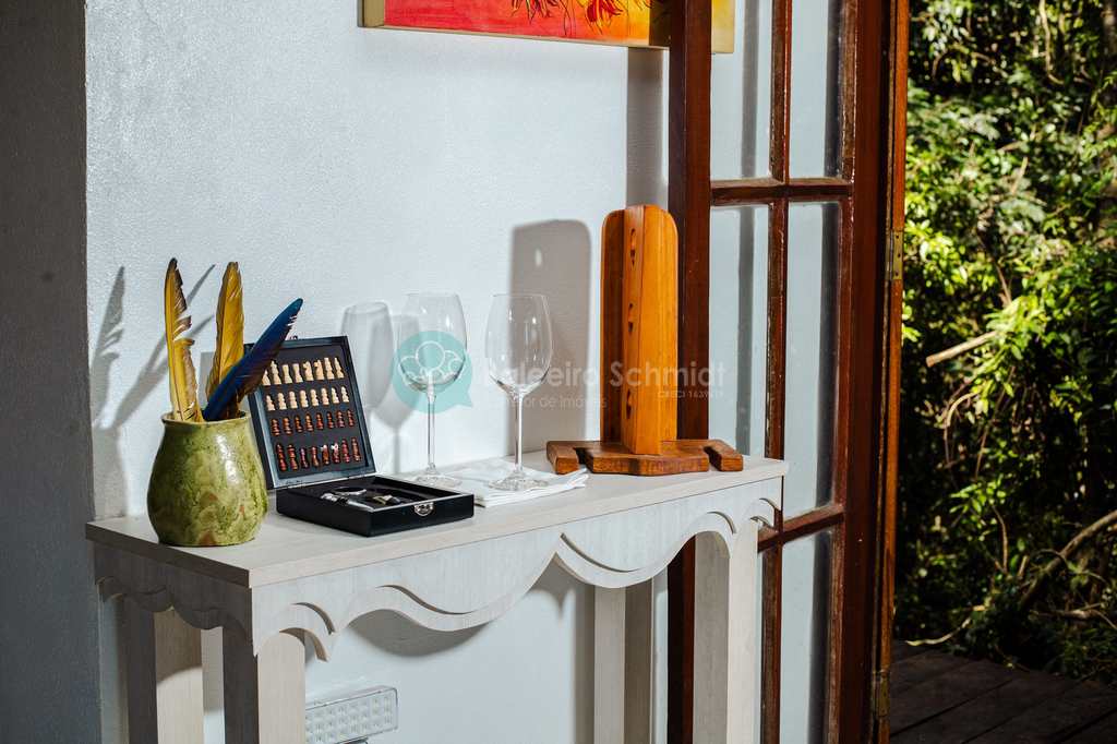 Casa em Santo Antônio do Pinhal, no bairro Centro