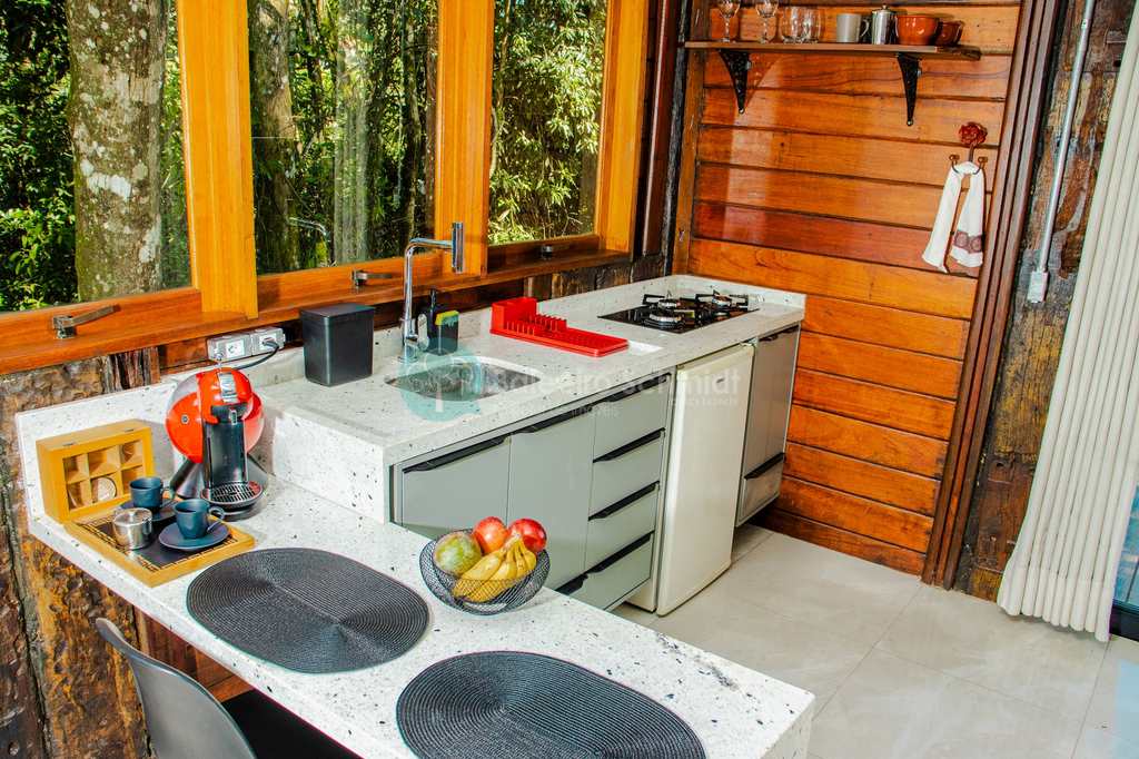 Casa em Santo Antônio do Pinhal, no bairro Centro