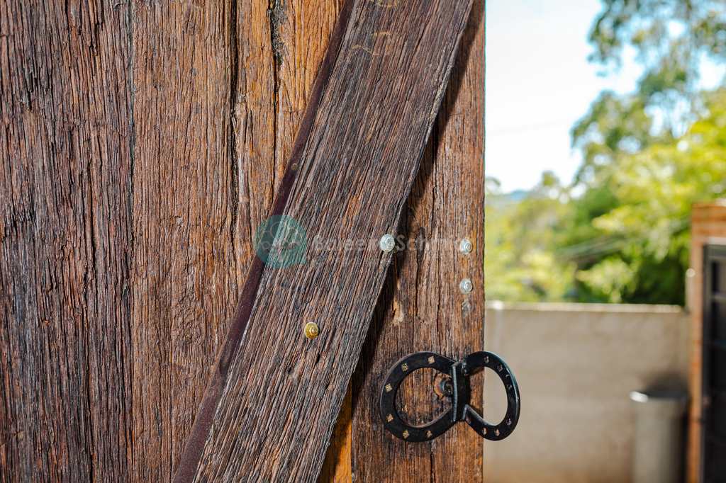 Casa em Santo Antônio do Pinhal, no bairro Centro