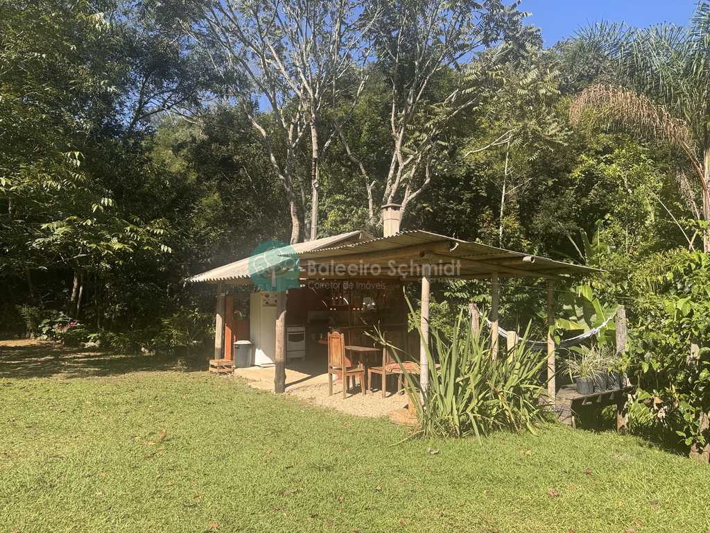Sítio em Santo Antônio do Pinhal, no bairro Proximo Ao Centro