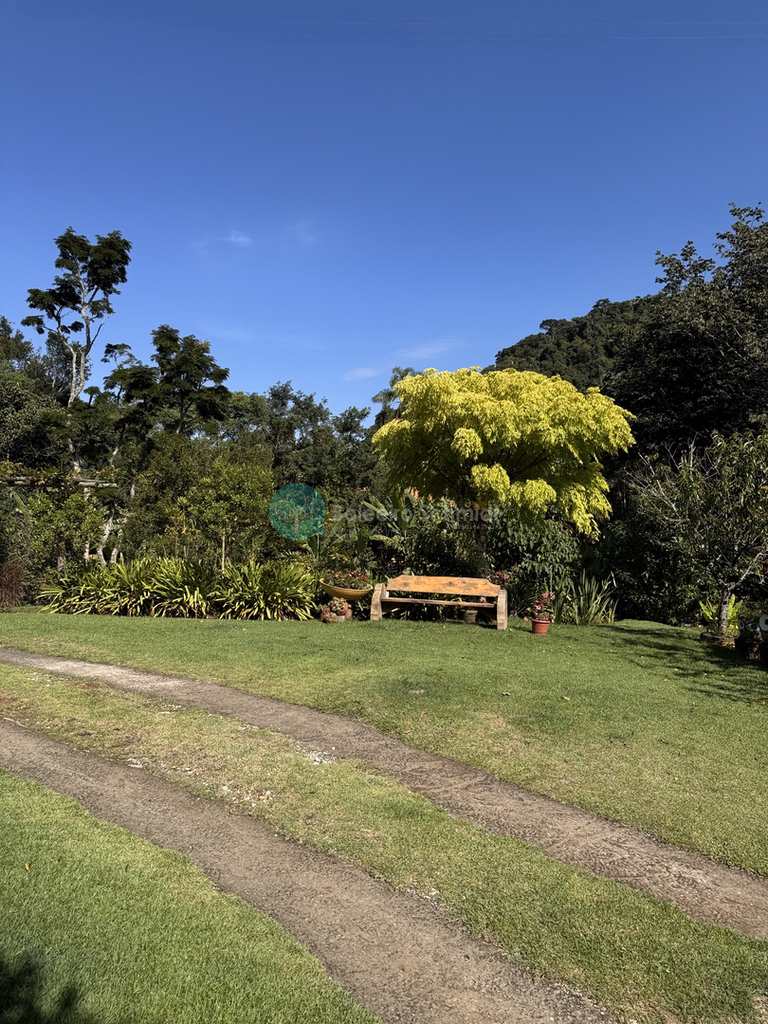 Sítio em Santo Antônio do Pinhal, no bairro Proximo Ao Centro