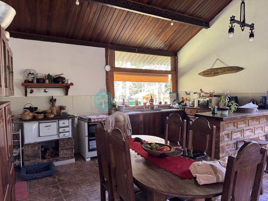 Sítio em Santo Antônio do Pinhal, no bairro Proximo Ao Centro